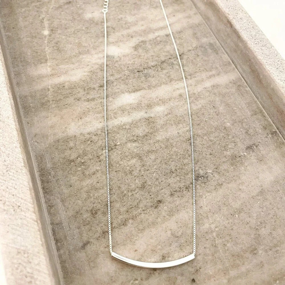 925 Sterling Silver Bar Necklace Curve Bar Necklace Dainty Minimalist Necklace - Picture 3 of 4